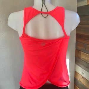 🌺Hot pink workout top